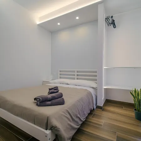 Domus-pulchra * Bari